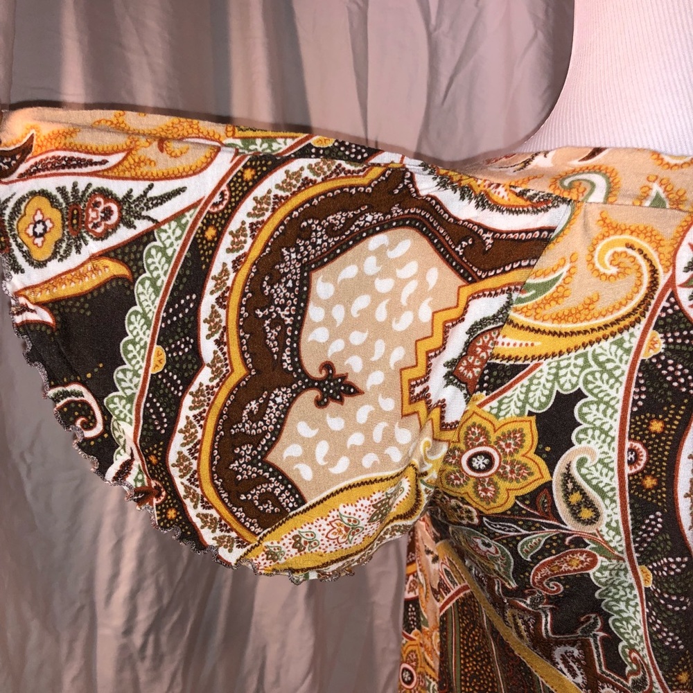 Multicolored Top - Picture 4 of 8